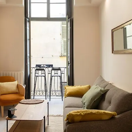 #3 Mascoinat 1bdr Old Town, Near Fan & Wifi דירה *